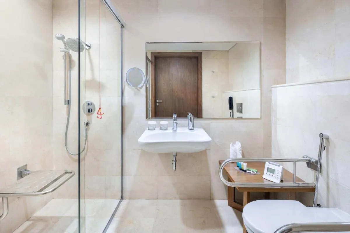 Image 2 of Al Andalus Mall Hotel