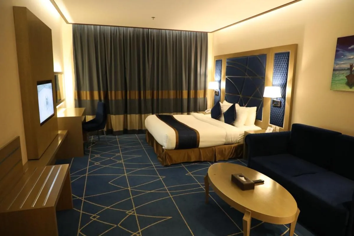Image 1 of Best Level Hotel
