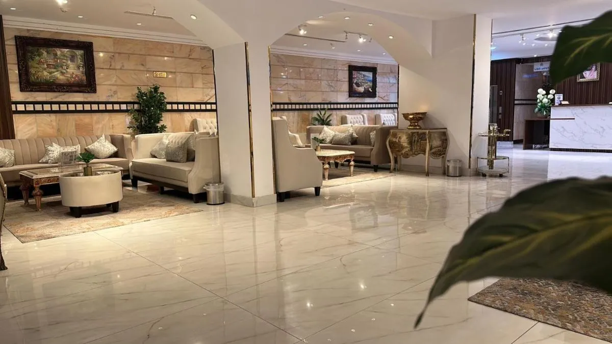Image 2 of Diva Hotel Suites