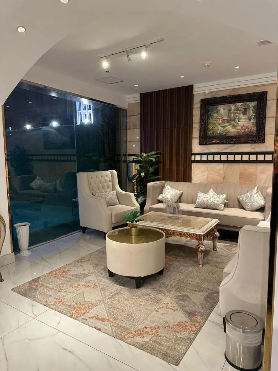 Image 5 of Diva Hotel Suites