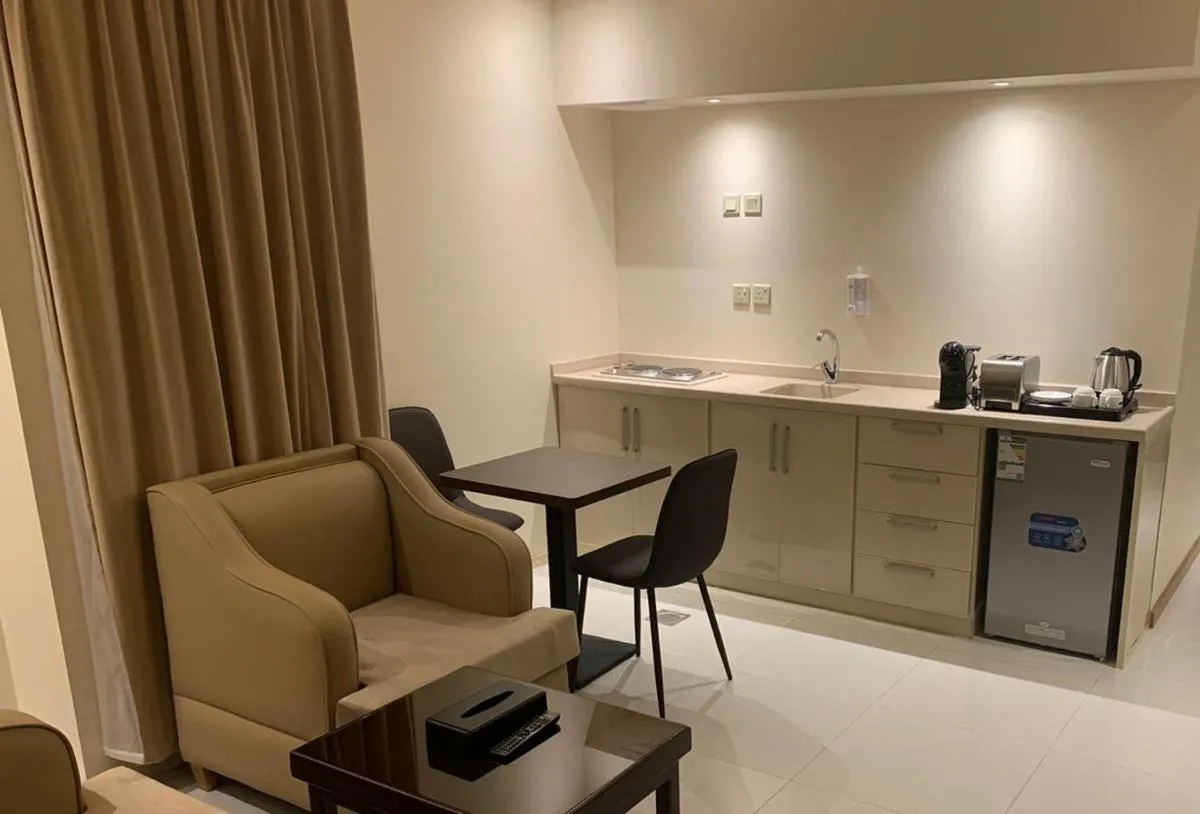 Image 4 of Fanan Suite