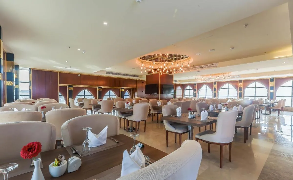 Image 2 of Jeddah Oasis Hotel