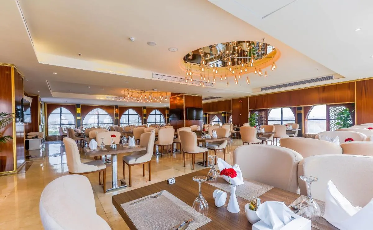 Image 3 of Jeddah Oasis Hotel
