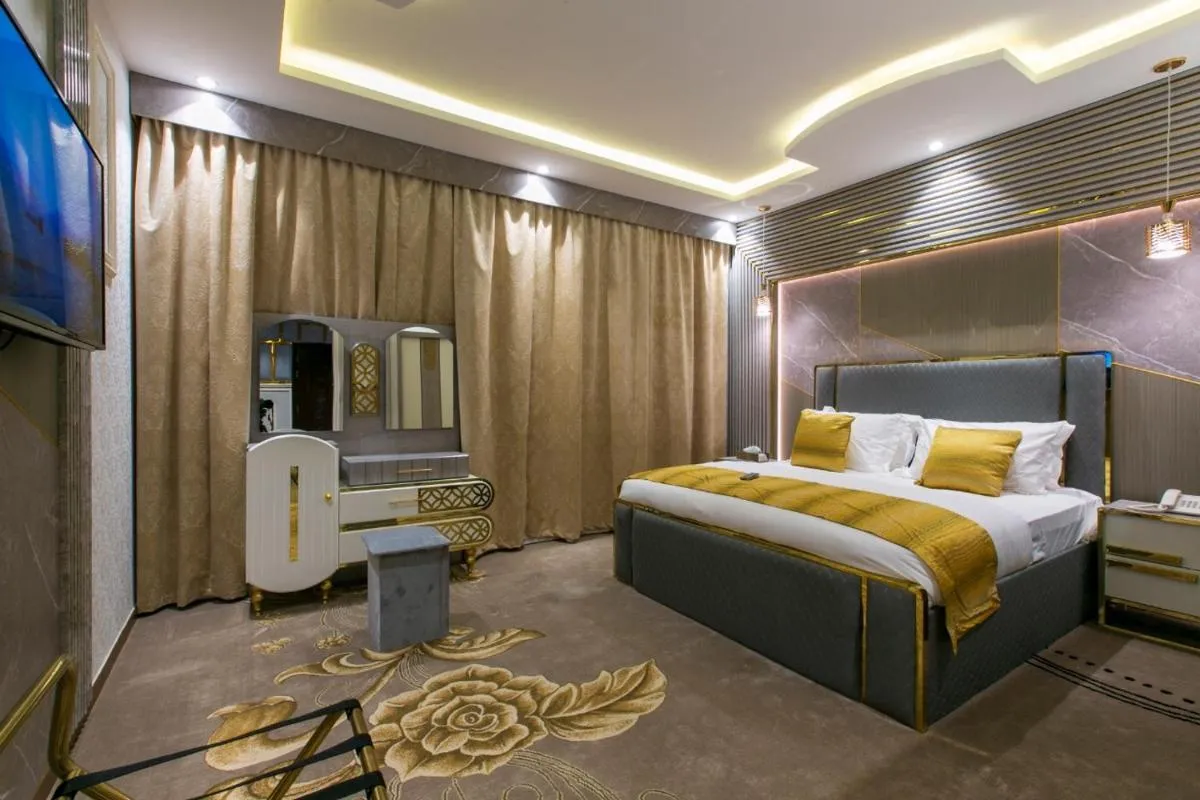 Image 4 of Lambert ApartHotel
