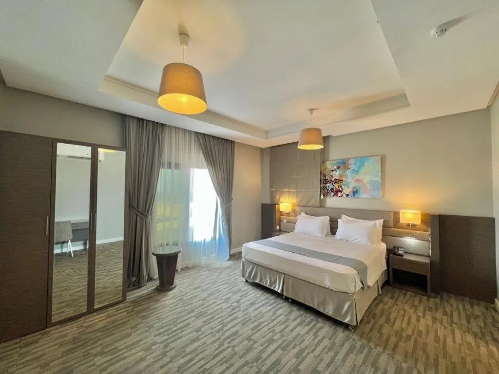Image 1 of Loren Suites Corniche