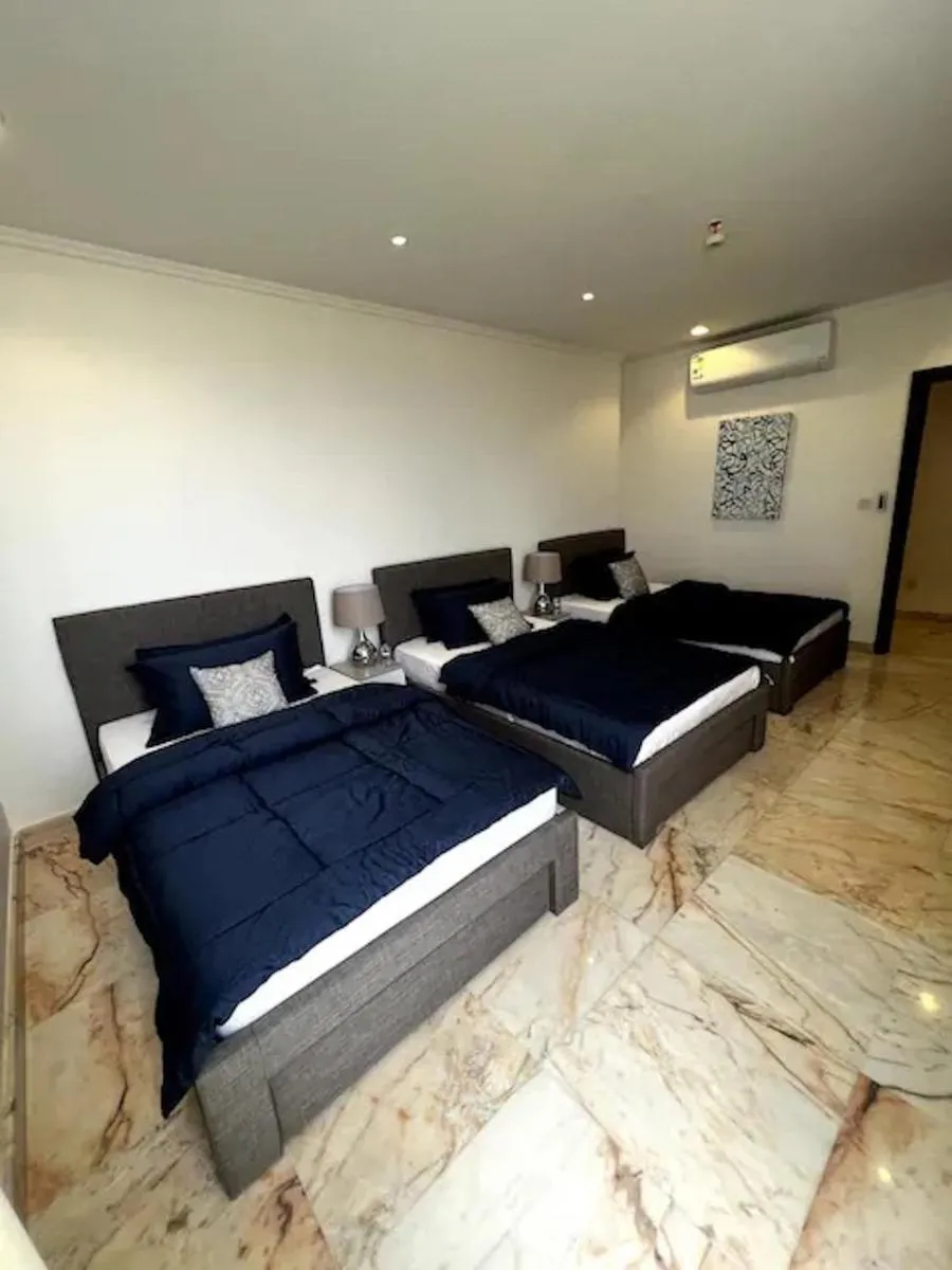 Image 6 of Luxurious Apartment Partial Sea View