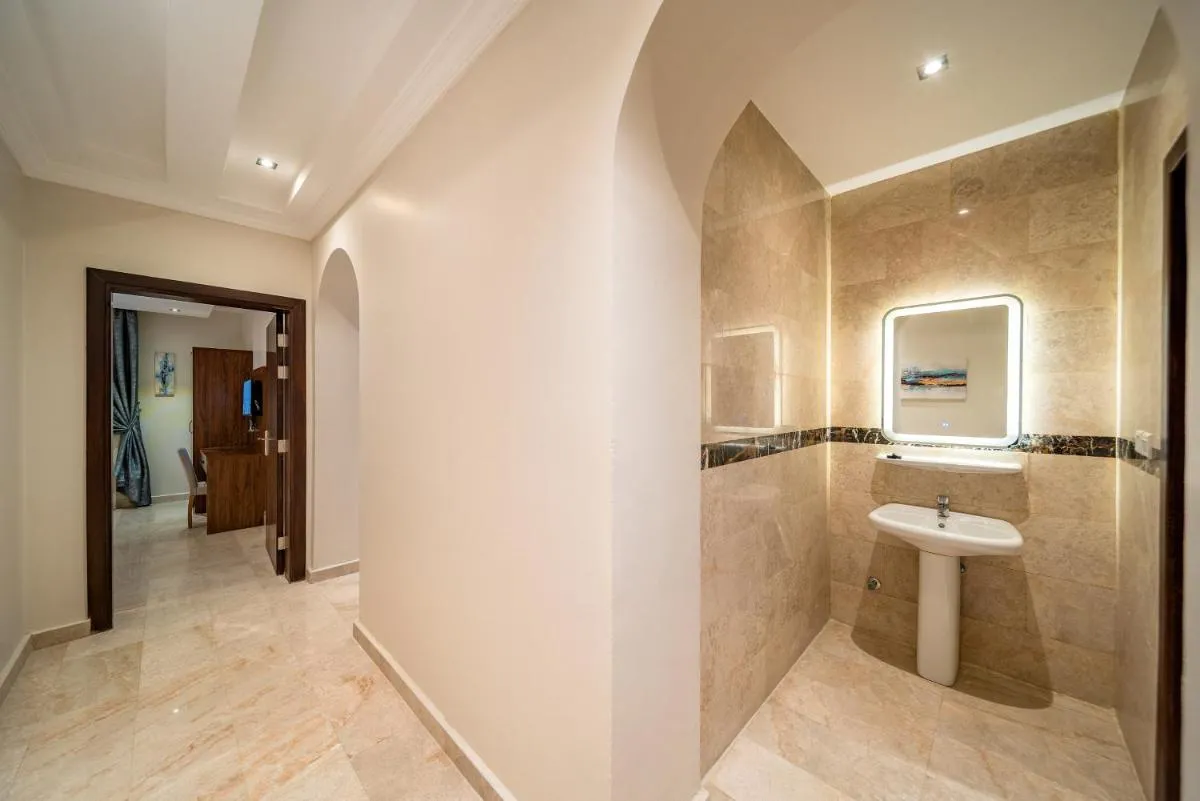 Image 2 of Red Sea Seasons Hotel Suites