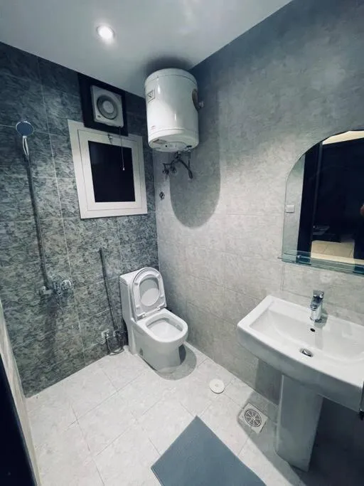 Image 6 of Roof apartment self entry