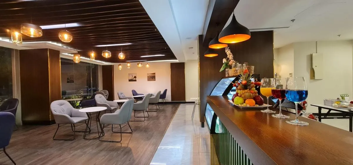 Image 1 of Signature Hotel