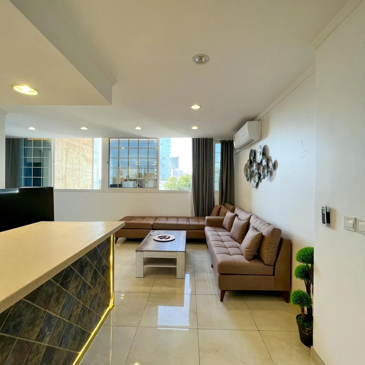 Image 2 of Urban Luxury Apartment