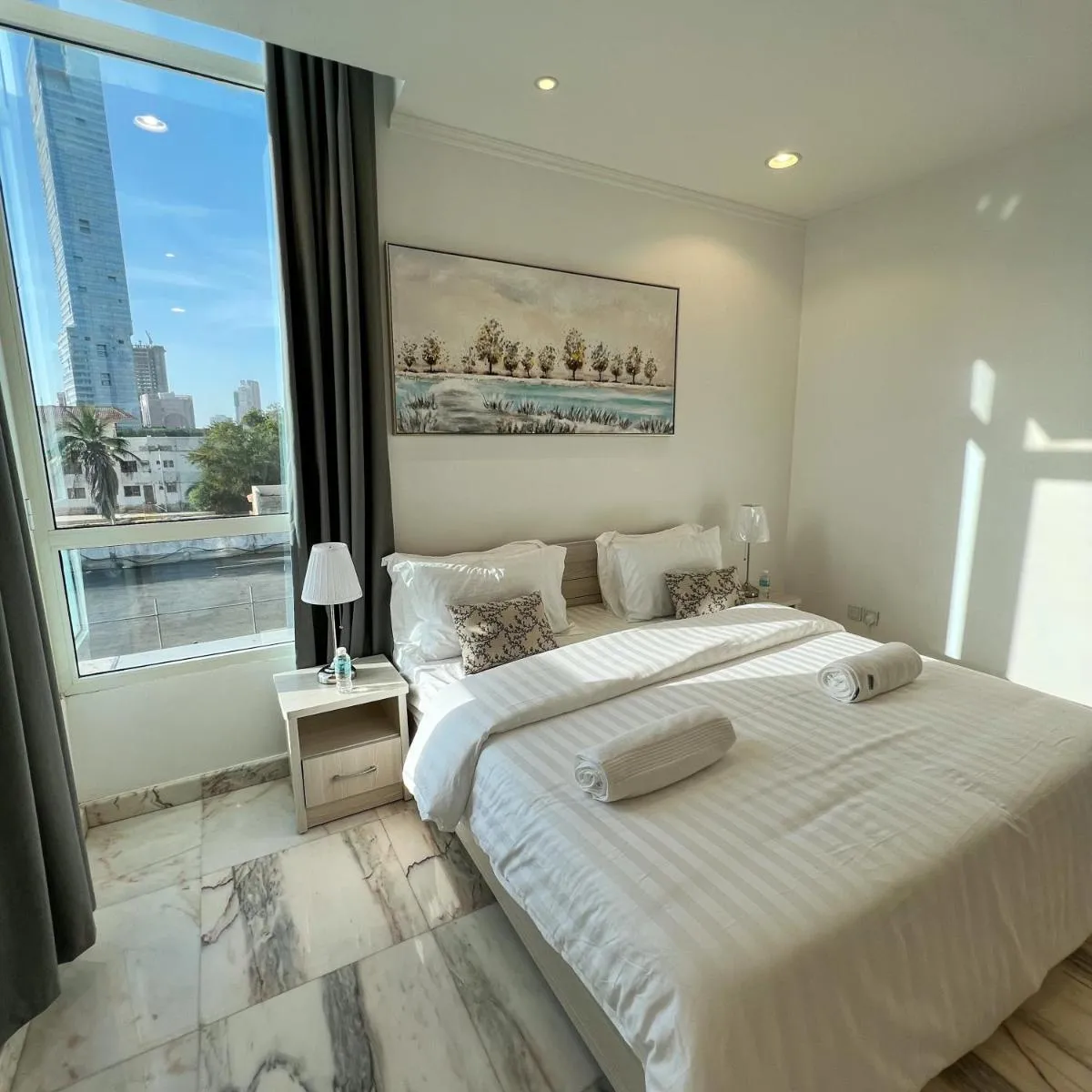 Image 3 of Urban Luxury Apartment