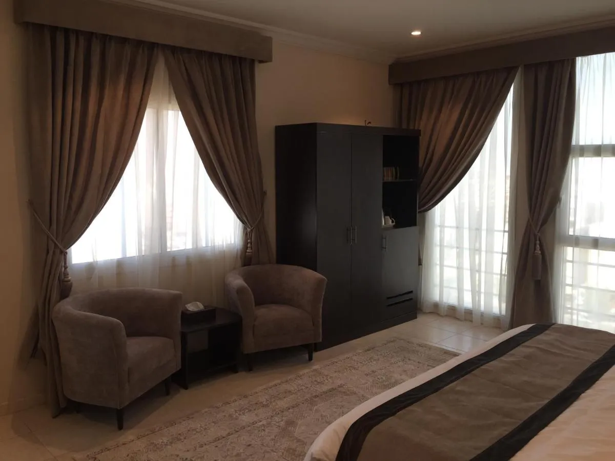 Image 6 of Alshaheen Suites