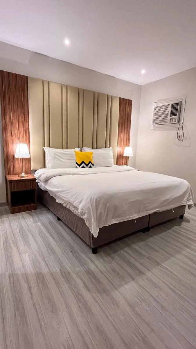 Image 5 of Modern Residential Apartment by Vacantals
