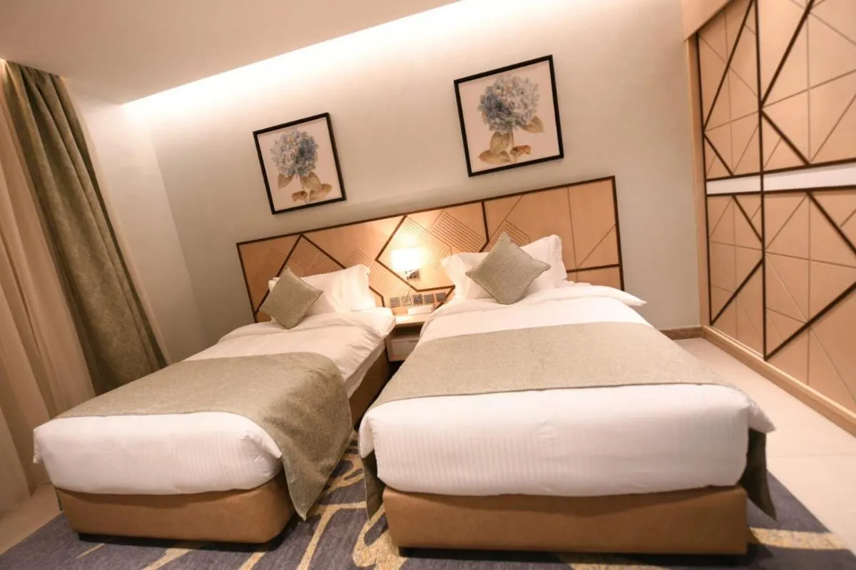Image 4 of Renee Suites Hotel
