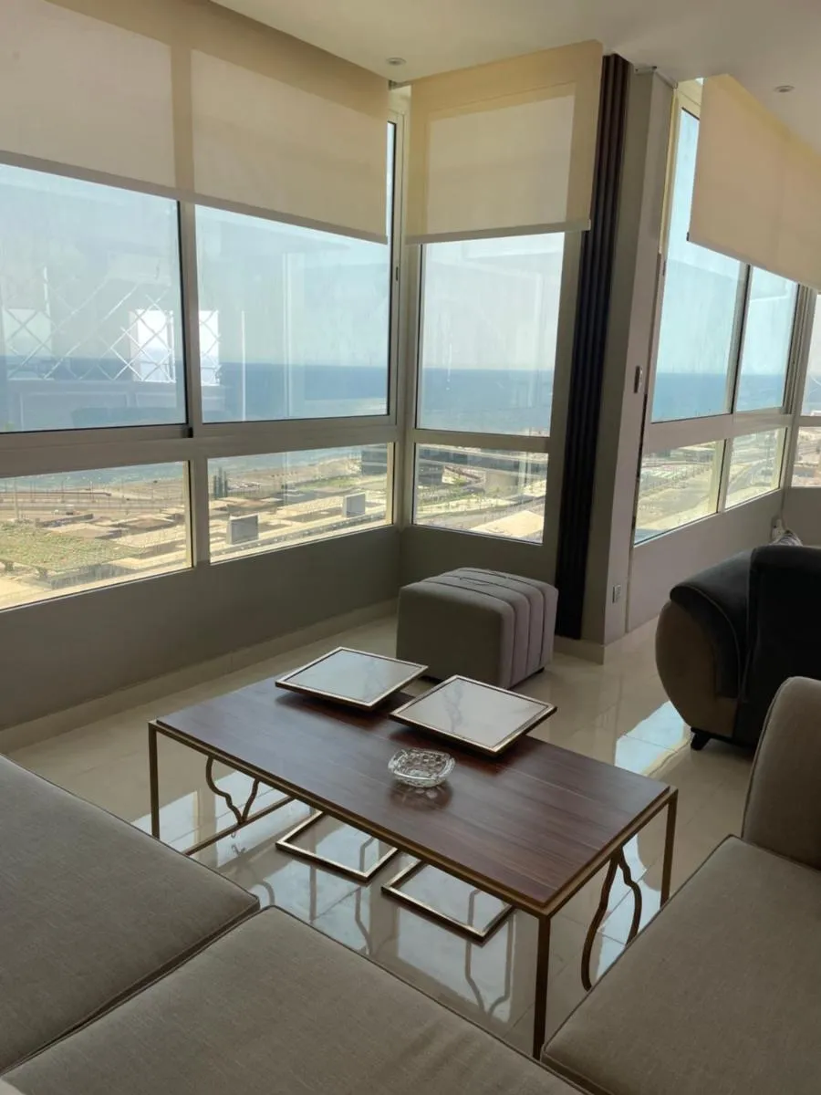 Image 6 of Sea-view Apartment