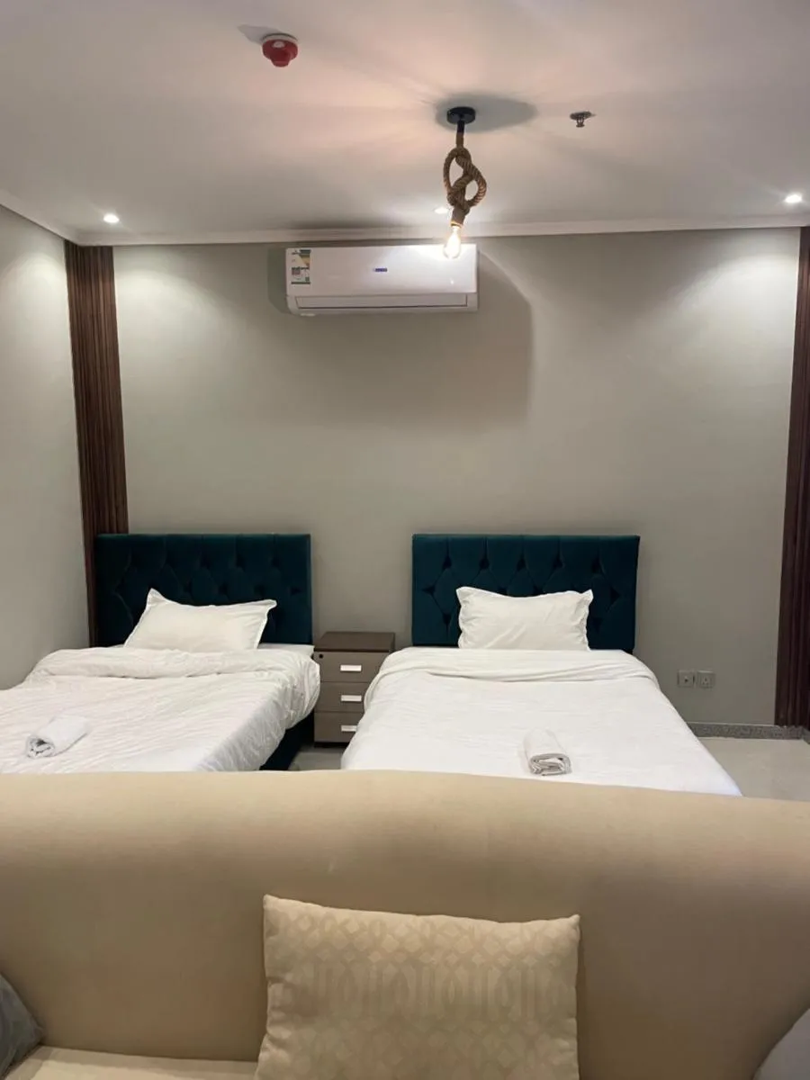 Image 5 of Sea-view Apartment