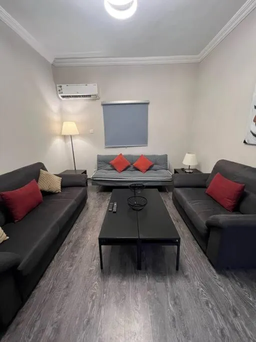Image 6 of شقة في حي الروضة وسط مدينة جدة.