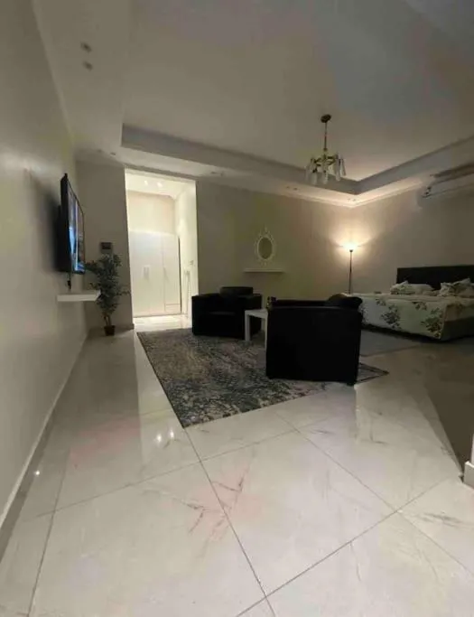 Image 5 of استديو فاخر مع تراس خارجي