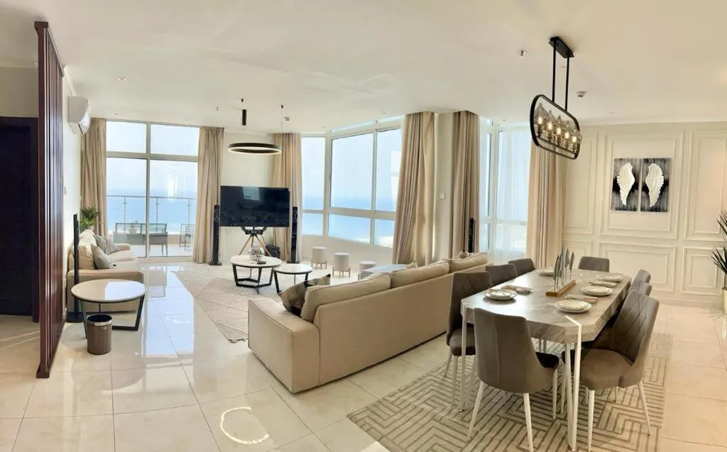 Image of شقة فاخرة vip مطلة على البحر برج المسارات